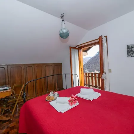 Sleeps 8 Wifi Villa *