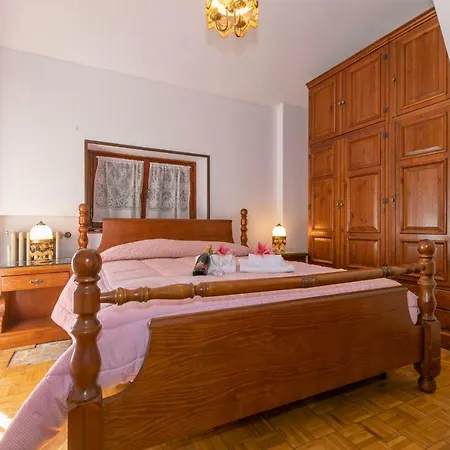 Sleeps 8 Wifi Villa Muronico